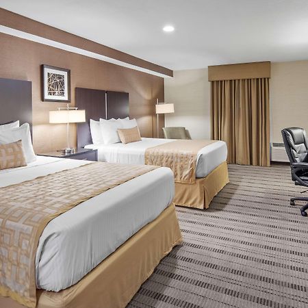 Best Western Pasadena Royale Inn&Suites Exterior foto
