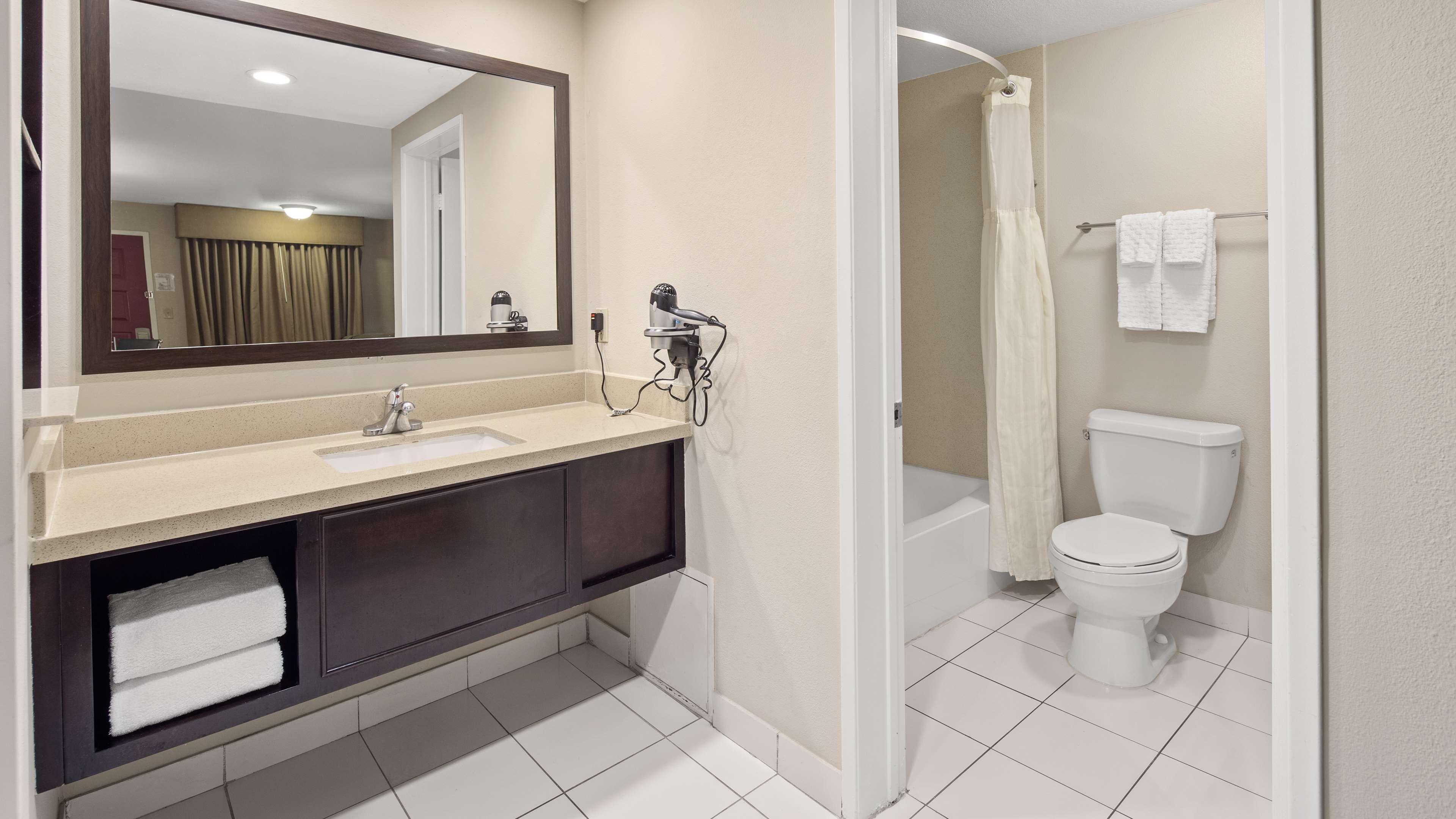 Best Western Pasadena Royale Inn&Suites Exterior foto