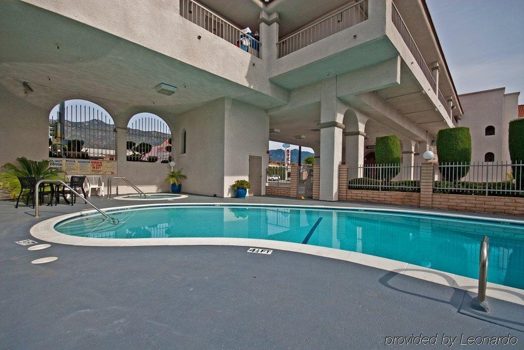 Best Western Pasadena Royale Inn&Suites Exterior foto