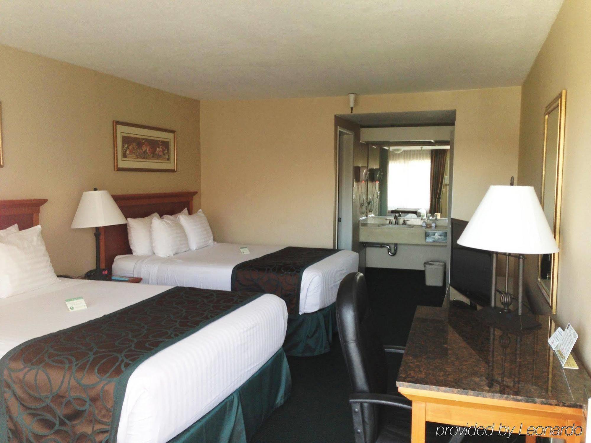 Best Western Pasadena Royale Inn&Suites Exterior foto